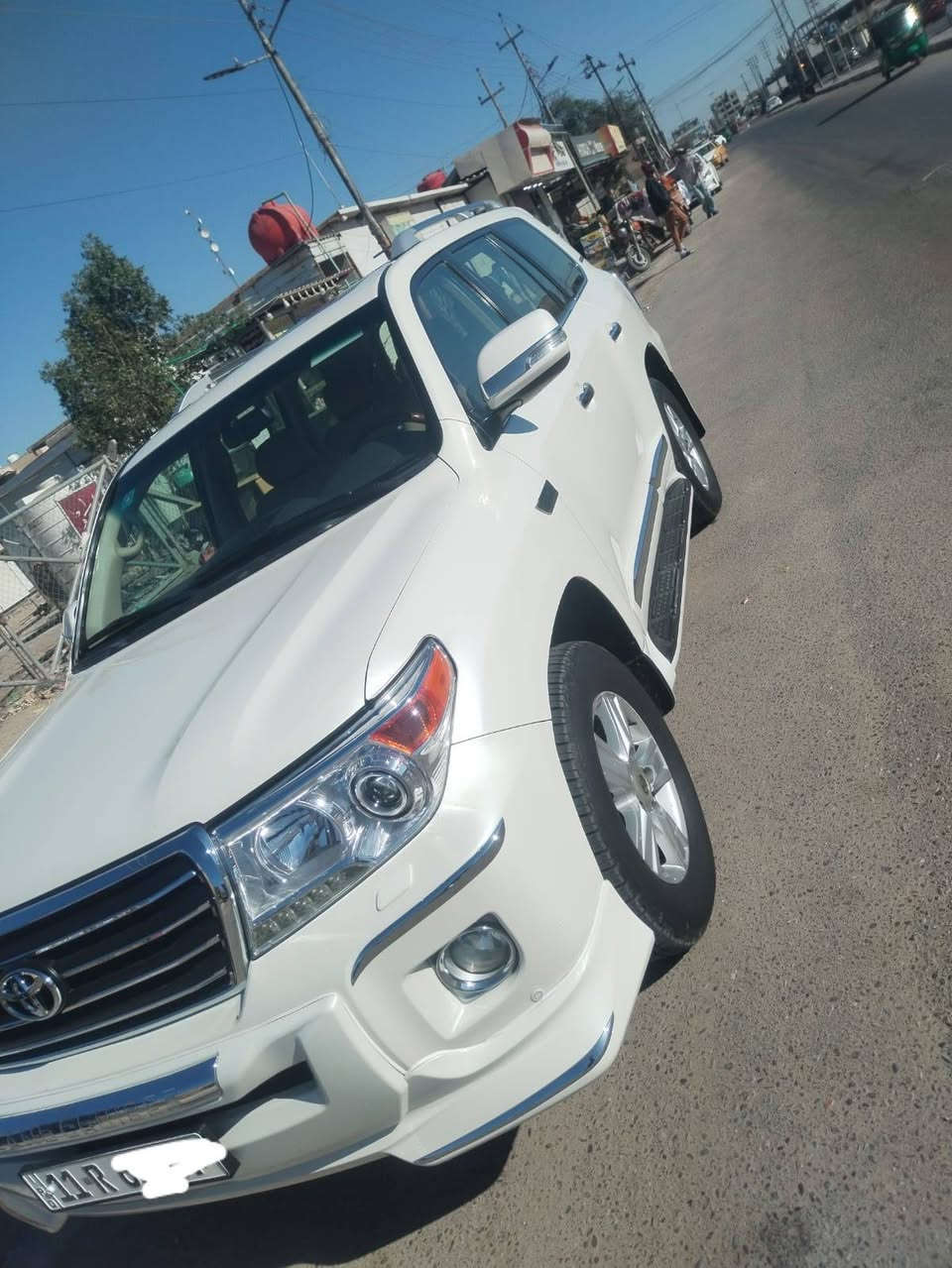 سلام عليكم  البيع لاندكروزر موديل 2013  فكسار  8v
رقم بغداد  
سياره حلوه 
مكان سياره بصره      الاستفسار 
 رقم 771 590 3035
السعر خاص مكلف بل نشر
