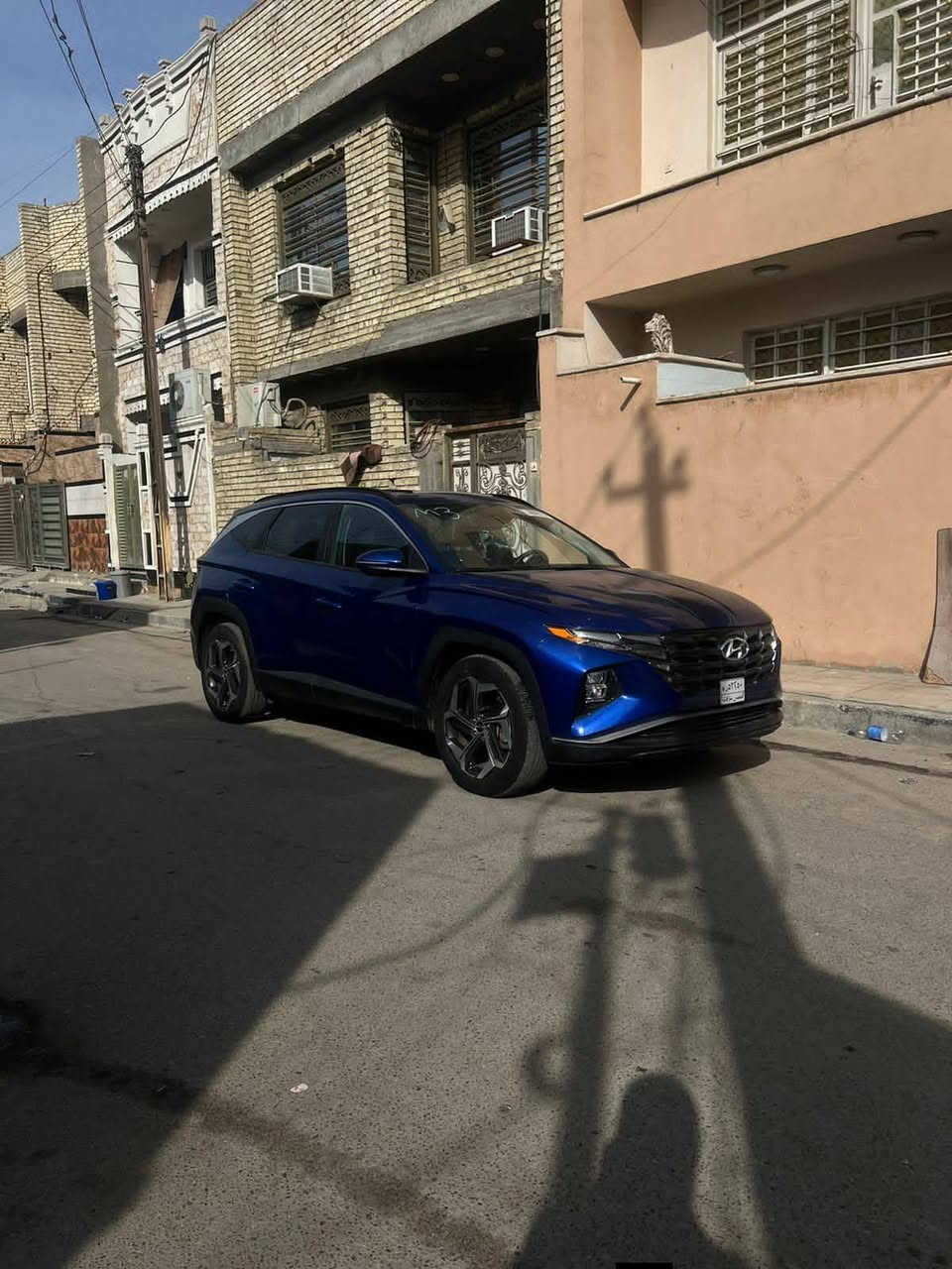 السلام عليكم توسان موديل ٢٠٢٣ وارد امريكي فول للاخير
بدون رقم 
لون ازرك 
بيها كم حالوبه 
ورصعه ب التكمه 
السعر 176 وبيها مجال 
للاتصال ***********متوفر واتساب 

صور حادث مرفقه بل منشور
