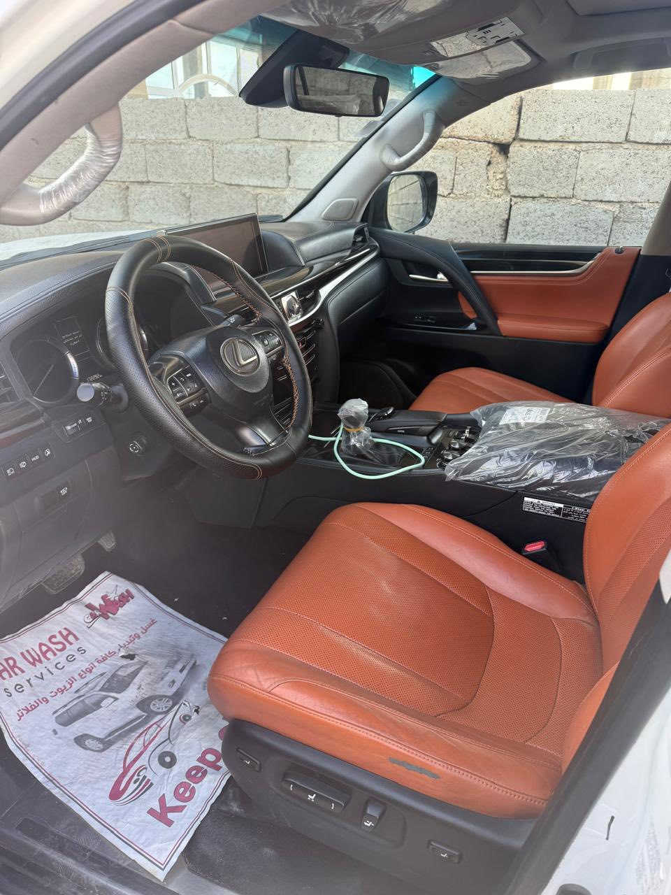 السلام عليكم
لكزس بريم 
2017
فقط نص جاملغ خلفي جهة السكن
داخل قرميدي 
السياره فول اعلى فئه بل فول 
ماشيه 172km
المكان بغداد تاجي
السعر 66الف دولار 
رقم الهاتف ***********
