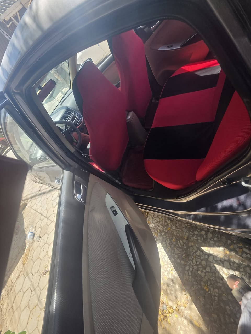 اكسنت موديل ١٤ خليجي مكفوله بيها طخات بسيطه يطلعن بارد موضحات بالصور والسونار 
كير محرك نظاف تبريد ثلج ستوني مبدل كمبريسر ميكانيكي وراديتر 
سعرها ٨٠ $
نجف حي ابو طالب ***********
