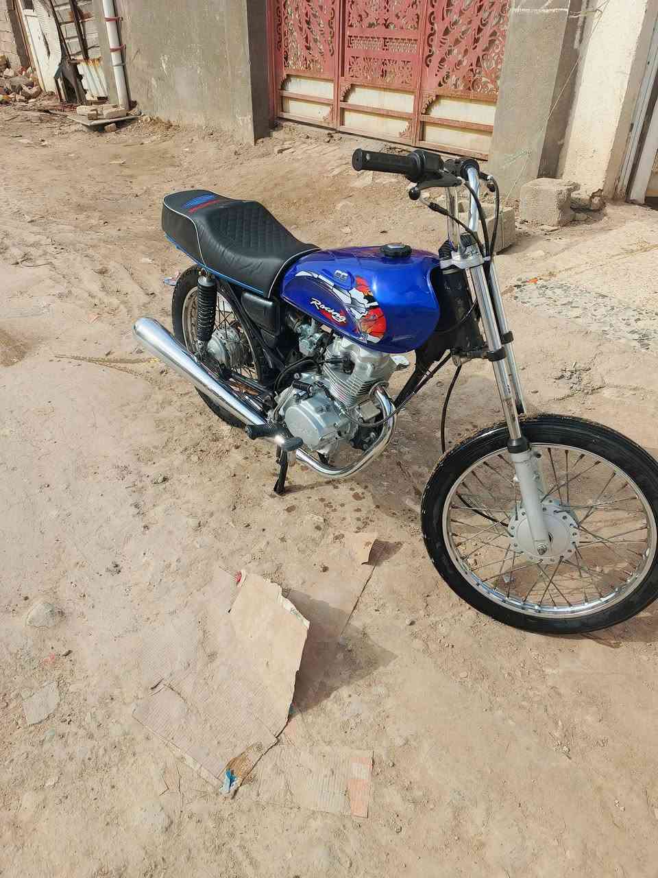 السلام عليكم دراجه للبيع سعر 500 50 وبيها مجال ***********
