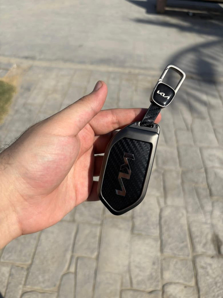 السلام عليكم متاح جادر سورنتو ٢٠٢٥ استخدام اسبوع اشتريته من الكاظميه شارع النواب مع كفر بصمه اليريدهن يتصل مكاني بابل ***********
