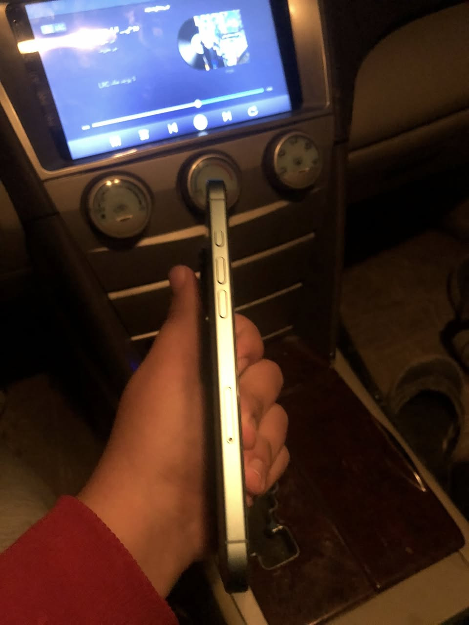 بِسْمِ اللَّـهِ الرَّحْمَـٰنِ الرَّحِيمِ 

❌مكلف بل نشر اتصل على رقم ❌

🫡السلام عليكم 🫡
🆕للبيع اعتذر عن المراوس 🆕
📱IPHONE 16 plus 📱
الذاكرة 💾 256💾
البطارية 🔋100🔋
عدد دورات 🔄 42
لون فيروزي 
⚠️ الجهاز جديد  نظيف جدا ومكفول ⚠️

‼️نظافه 100%‼️

‼️ملحقات الجهاز كيبل الجهاز الاصلي مع كارتونه وحماية شاشة وكفر ‼️

📍العنوان 📍‼️النجف الأشرف الكوفه ‼️

للتواصل والانفتاق 🤝  الاتصال واتساب او اتصال ***********🤝

السعر 💵 1,100,000💵 وبي مجال ان شاء الله 

وفقني الله واياكم
