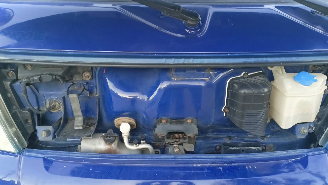 کیامودیل 2008دوبە ی بڕاوە مە کینە سێ هه زار مە کینە ڕە ش بێ ده عم  بێ لێدراو بە شە رتی گێر مە کینە ئە کسل تایە لوک ناوە بۆدی  سعر
52 گە ڵاو مە جال 
شوێن چم چماڵ 
ژم 
***********
***********
