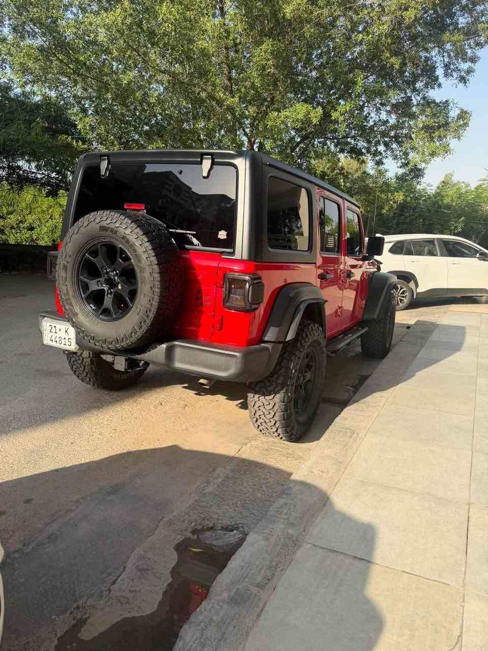 السلام عليكم
جيب رانگلر موديل 23 امريكي 6 سلندر 3600 المرغوب ضرره مثل موضح بالصور ورقم الشاصي هم موجود رايده 275 وبيه مجال للاستفسار *********** بغداد, العراق
