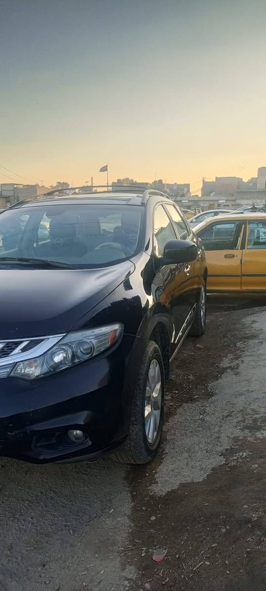 سلام عليكم
نيسان مارونه
موديل 2012 بصمه
مكينه وكير وصدر وحداديه جدد
 تحويل ثاني يوم
***********
