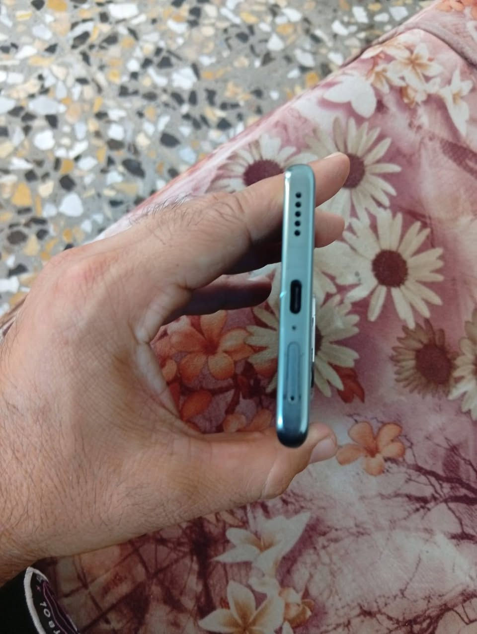 هونر x9b جهاز نضيف ما داخل تصليح على وضع الشركة بس شاحنة وية اصلية السعر 250 بغداد المدينة الصدر ***********
