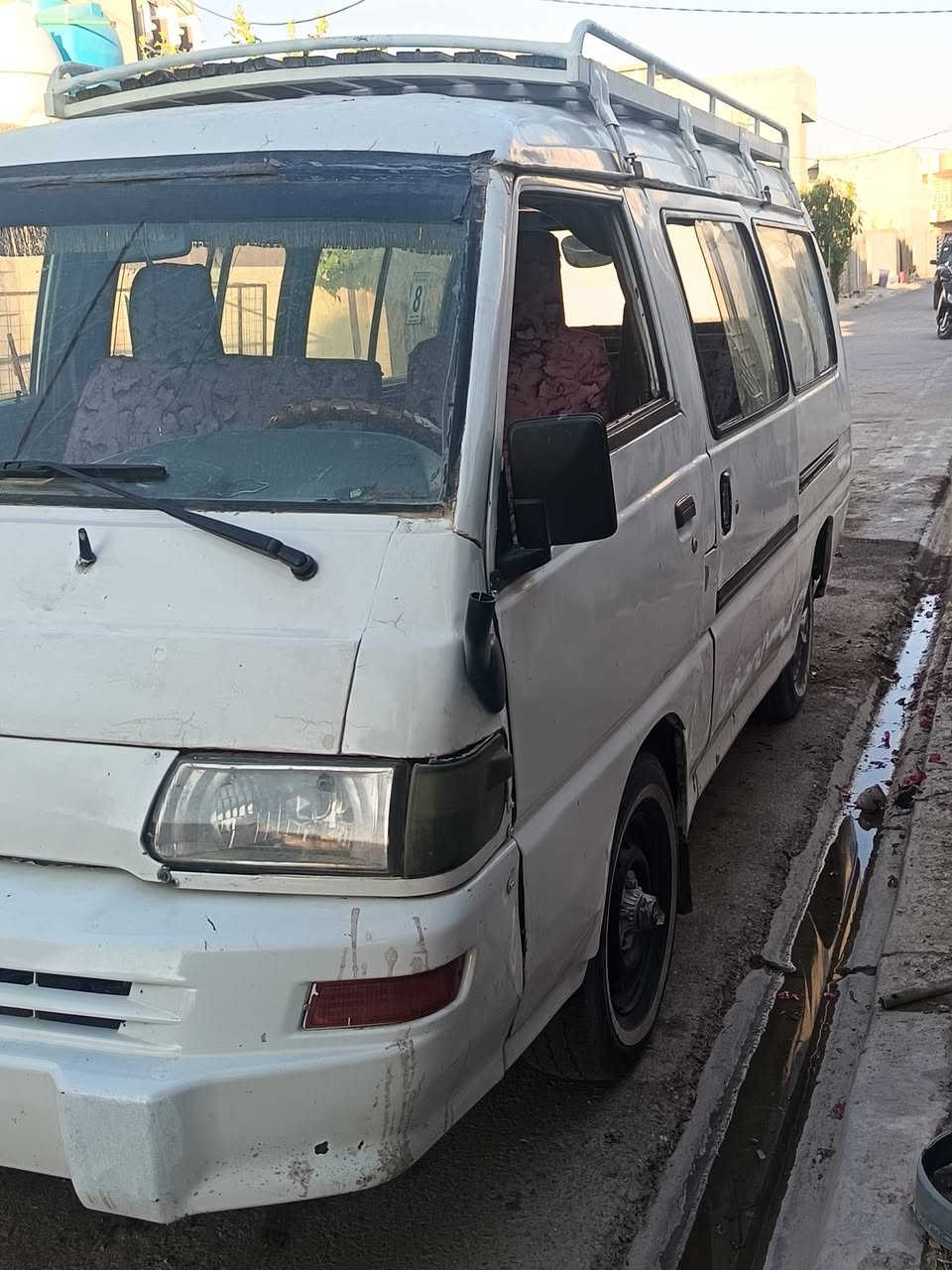 سلام عليكم كيا ميسبوشي ٢٠٠٩ محرك جديد ونجي اربعه وتماتيك تخم تاير سيارة جاهزة السعر 65 وبيها مجال بسيط مكاني ديالى بلدروز الرقم ***********
***********
