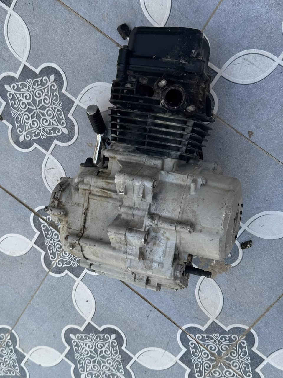 مكلف بلنشر 

محرك بوكسر  كايم  ١٩  ب٣٠٠ وبي مجال لمكان بلحله للاستفسار متواجد واتس اب فقط  ***********
