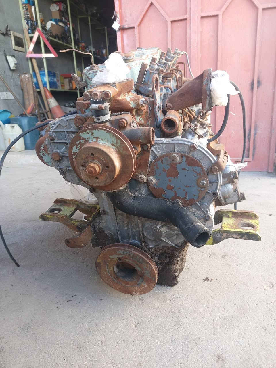 للبيع محرك رافعة شوكية يجي علئ رافعة T C M اوTM C ابيع  كوم حديد المحرك يفتر  سعرهة ٣. اوراق


**إذا كنت صاحب هذا الإعلان وتريد حذفه لأي سبب، رجاءا أرسل رسالة إلى الدعم الفني**