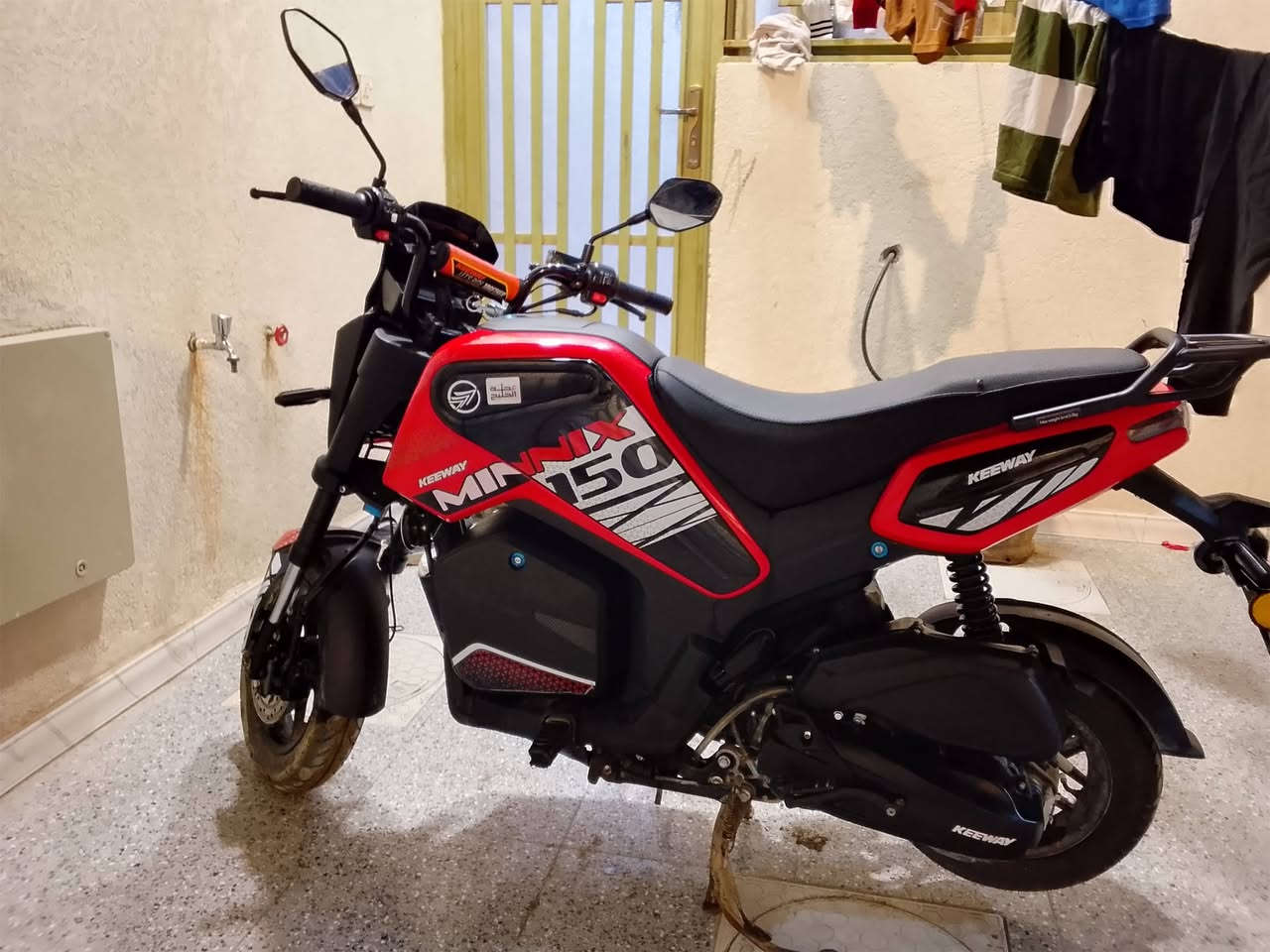 سلام عليكم دراجه منكس للبيع رقم وسنويه دراجه ماشيه الفين كيلو يعني جديده كلش الدراجه  كفاله محرك ول كير معلومه الدراجه وتماتيك دراجه يطاليه محركه 150سيسي سعر الدراجه مليونين وميتين الف


**إذا كنت صاحب هذا الإعلان وتريد حذفه لأي سبب، رجاءا أرسل رسالة إلى الدعم الفني**