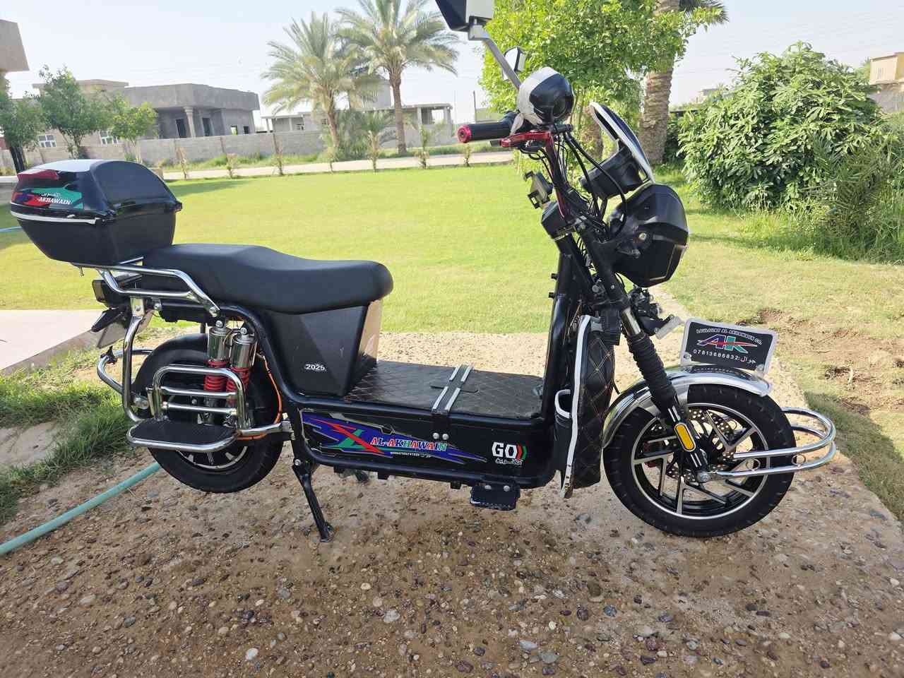 السلام عليكم  دراجة  شحن  لبيع  موديل  2025  و البطاريات الفحص  بعده جدد  و الدراجة  جديده  و السعر 675 وبي مجال حق الجيه. و مكاني العامرية ***********
