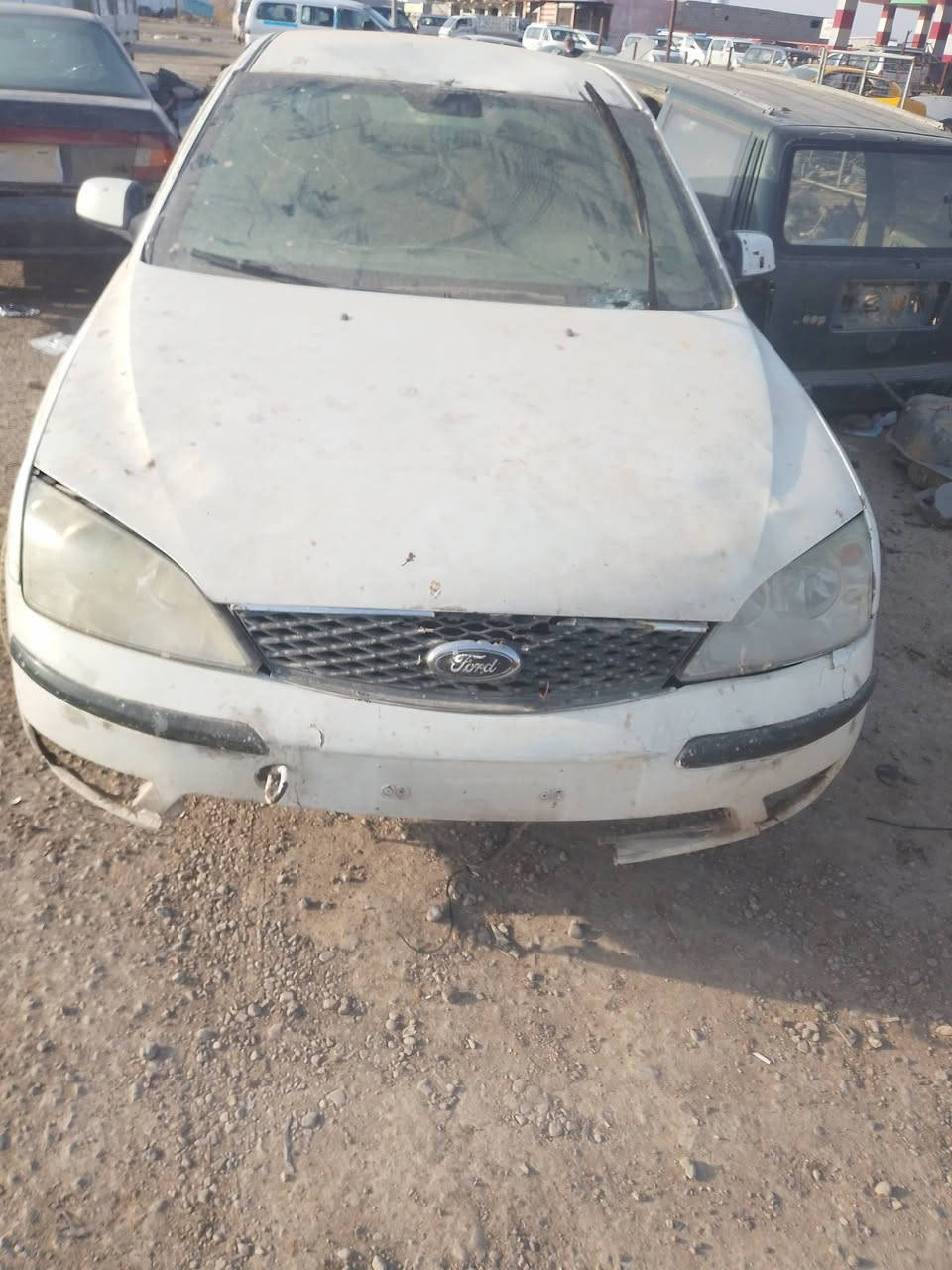 تفصيخ فورد مونديو2006 كير ومكينه كورلا وشنو تحتاج موجود العنوان ديالى بعقوبة ***********
