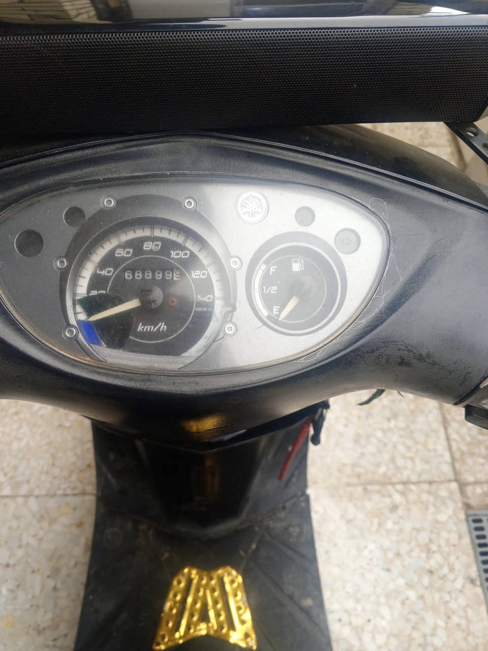 سلام عليكم دراجة ثعلب سراعة 140 دراجة كاملة مابيها نقص برغي باتري جديد تشتغل نكرة و سلف كهربائيات كلها شغالة مكينة ما مفتوحة لا تنضح ولا تبخر  وبيها صالنصة رياضي وصالنصتها القديمة موجودة بس جيب وشد اذا ماعجبتك الرياضيي
*********** راسلني علا الواتساب ودلل
