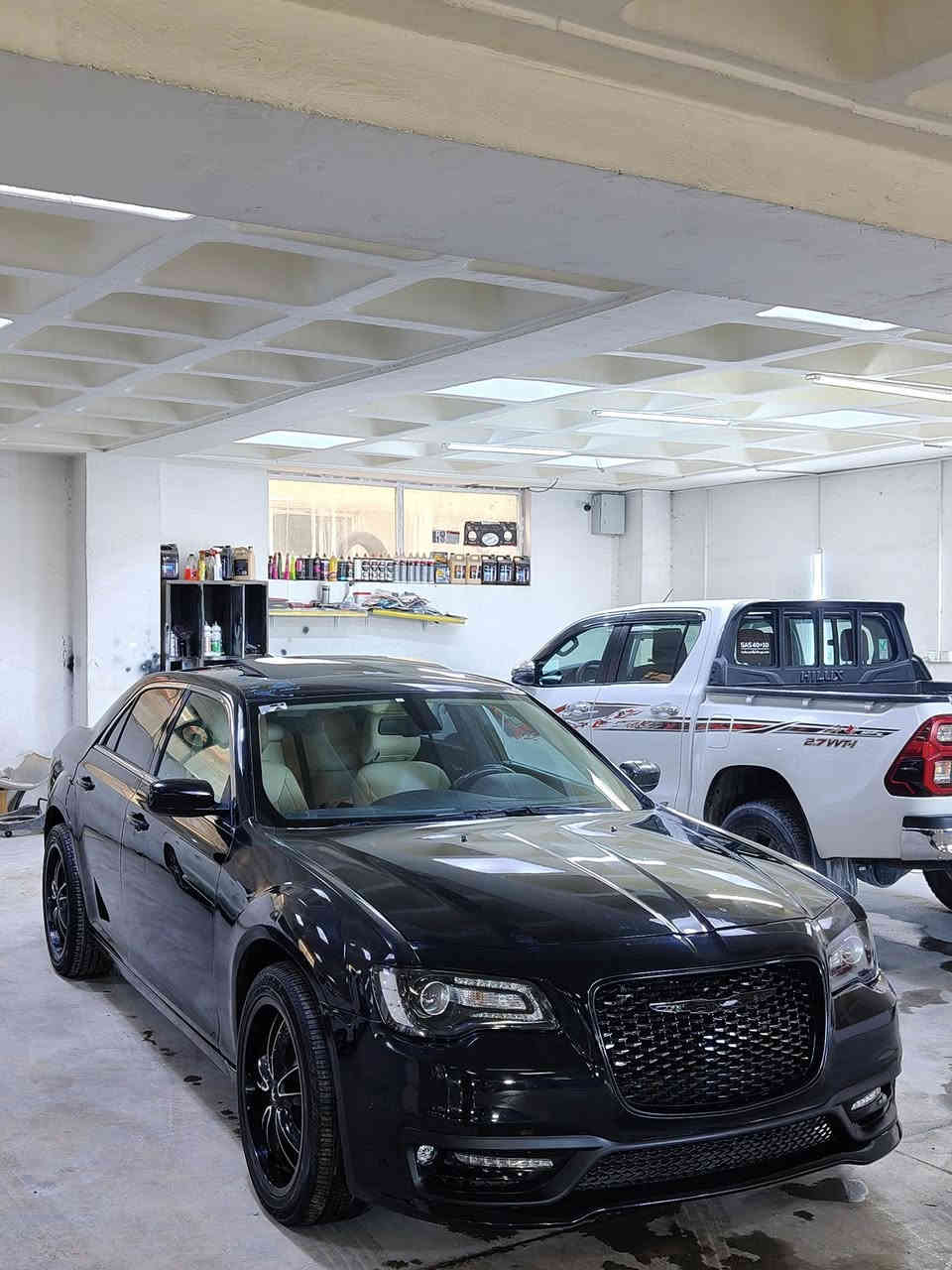 ئـۆبـامـا2015  limetd بـڕاوەی دووبـەی قـەپـات مـواصفات
پـانـۆڕامـاو کوشـن جـلدو هـیتـەر شـاشـەگـەورەوگـێـرڤـۆلیۆم
110مـایـل ڕۆشـتـوە دووڕۆژە داخـل بـووە چـوارتـایـەی لـۆک ویـلـی سـپـۆرتـی ئـەمریـکـای لـەسـەرە گـێـڕوو مـەکـیـنەوئـەکسـل وسـەقـف وحـیـزام بـەشەرت سـەیـارەکـەلـەکـەلارەنـرخـی 80گـەڵا ***********
