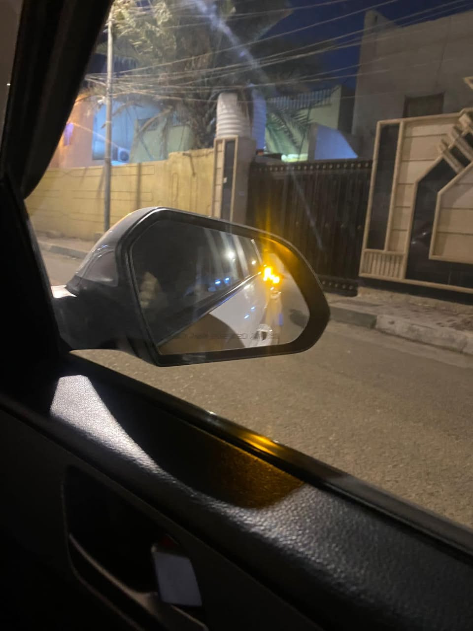 سوناتا 2023 كفاله عامه عده شبر بارد . فول مواصفات ويل 17 لد امامي خلفي توقف ذاتي تثبيت سرعه رادار تبريد امامي خلفي سايد بريك بصمه …. للتواصل . *********** …… السعر 188 ….
