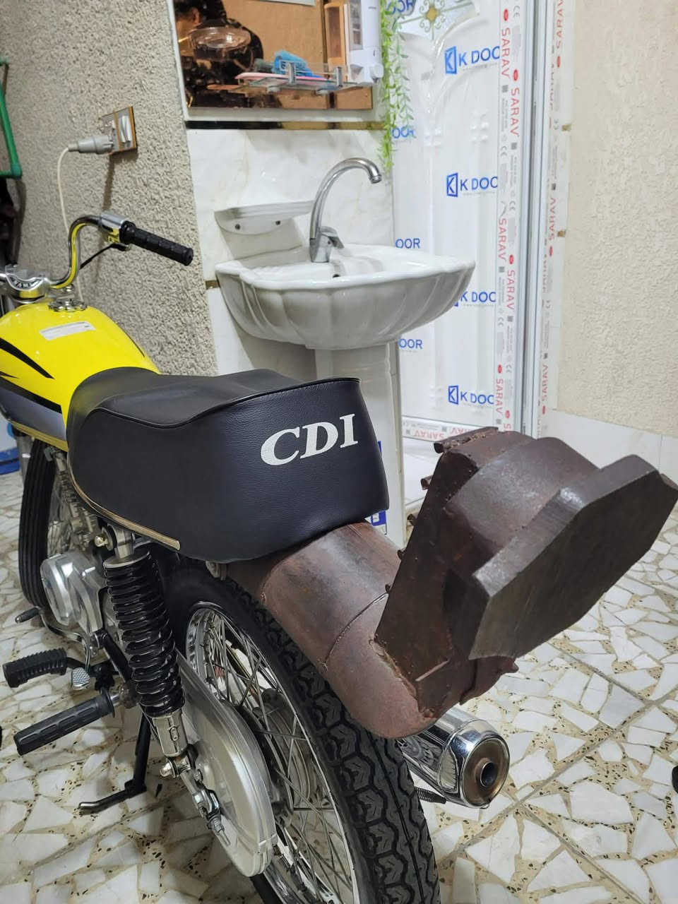 سلام عليكم عندي راسطة  وزن ثقيل زنجاريه اصليه السعر خاص مكان كربلاء حي العسكري


**إذا كنت صاحب هذا الإعلان وتريد حذفه لأي سبب، رجاءا أرسل رسالة إلى الدعم الفني**