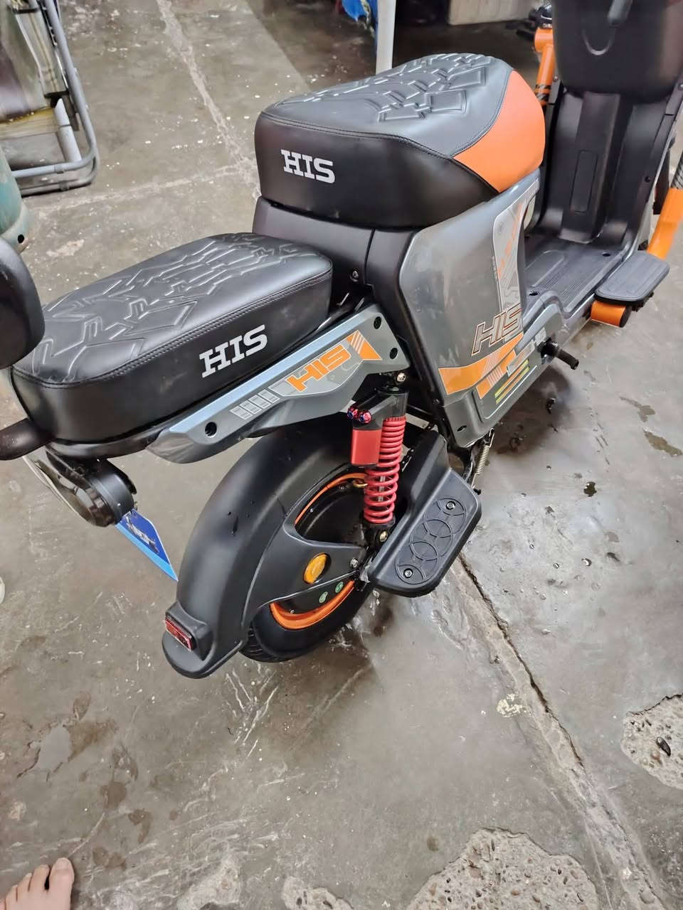 دراجه شحن 2026 مستعمل شهرين
5 بطاريات بعدهن لوك مال شركه إنتاج 2026

الدراجه شخط مابيها ومامفتوح بيها برغي 

السعر 390 الف


**إذا كنت صاحب هذا الإعلان وتريد حذفه لأي سبب، رجاءا أرسل رسالة إلى الدعم الفني**