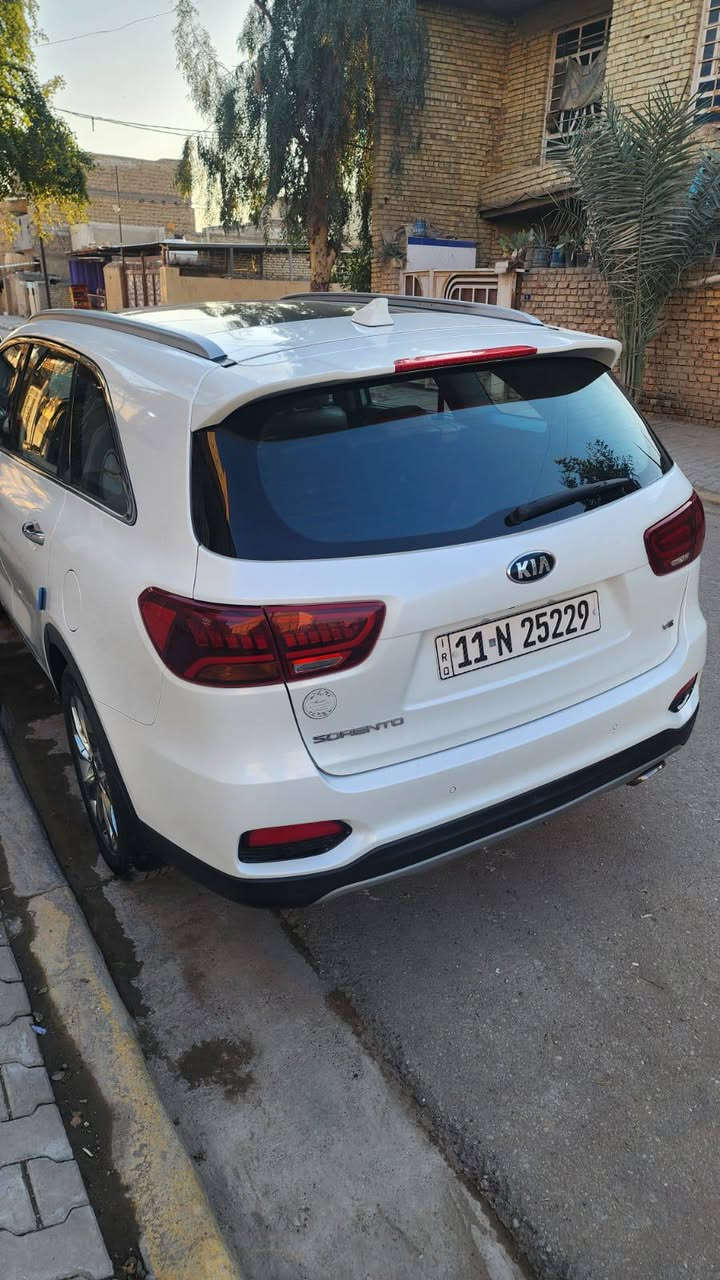 بسم الله الرحمن. الرحيم سورنتو موديل 2019فول مواصفات واحد علا واحد السياره جديده  ومكفوله للستفسار *********** السعر 275

