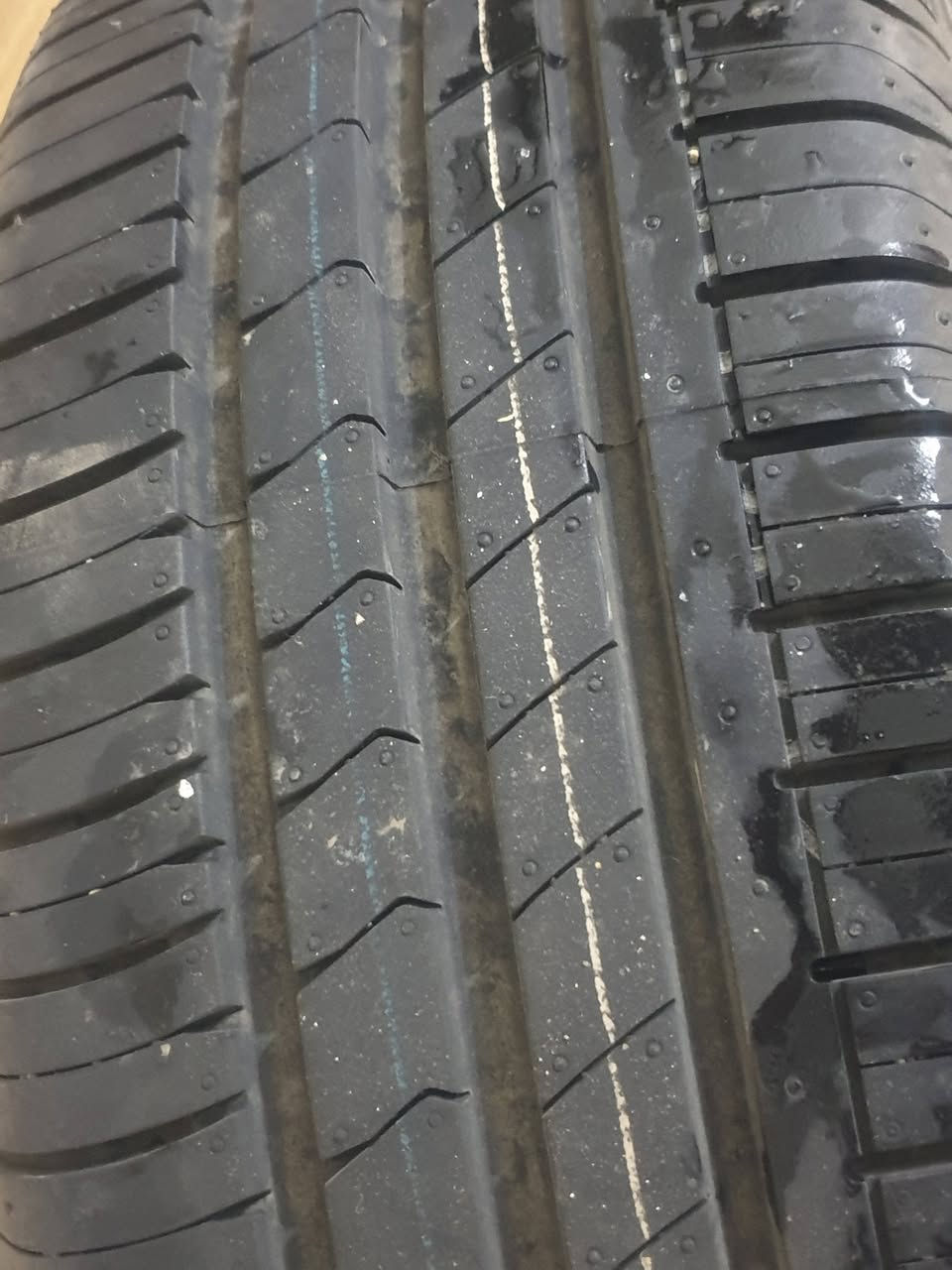 السلام عليكم
وينهم جماعة المقدس وسبير منازل
جبتلكم سبير النترا 2016  تاير هونكوك ب ترابه ما مشتم الهوه 
زيروو لووك جديد شركه مكانه كربلاء
السعر 100$
***********
