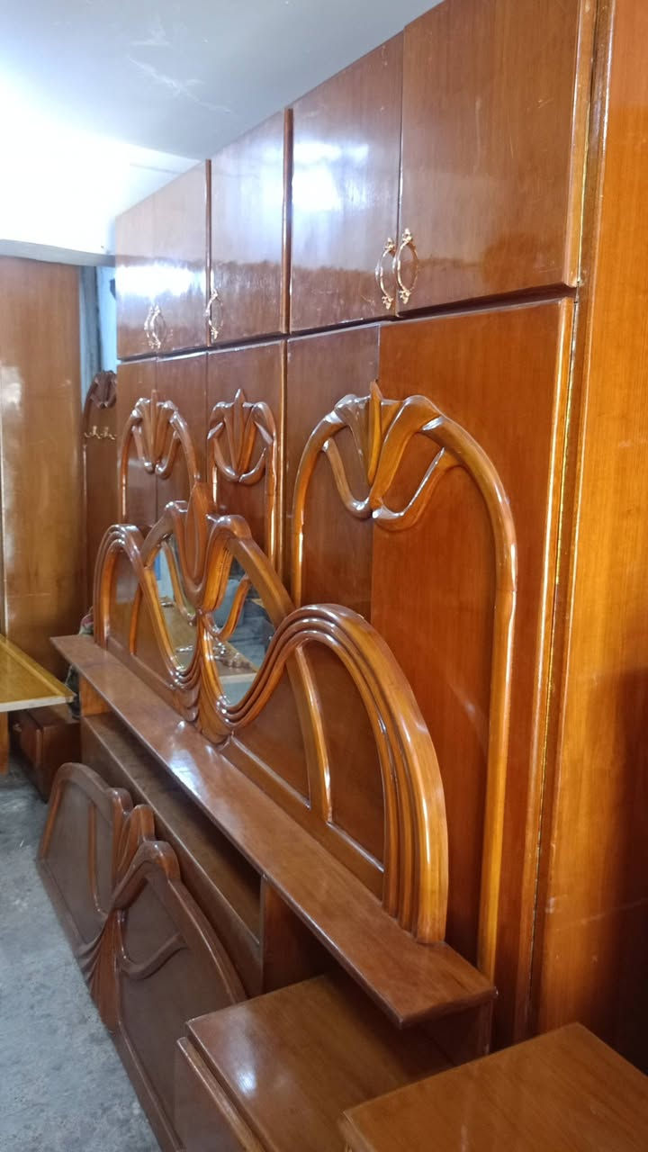 سلام عليكم 
غرف صاج درجه استخدام قليل نظافه ميه بل ميه 
الاستفسار خاص او وتساب 
***********
