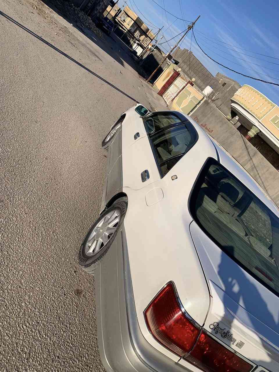 السلام عليكم للبيع تيوتا كراون ملكه موديل 2002 شاصي 75 مكفوله كير مكينه حداديه تبريد ثلج تدفئه فول 4 دكم بصمه ثلاجه خلفيه سيدي اقراص دبل شاشه كأمره حساس خلفي منضومه زنون ترقيم جديد قرار ٤٨ بسمي رقم صلاح الدين انكليزي مشروع وطني وين ماتريد تحول بيه جاملغ خلفي فقط كفر مبدل بدون كص تكم اول لغود بيه بنيد صبغ فقط للسياره جاهزه على اخر حبايه كشنات كهربائي محرك دي فور الجبير المرغوب  السعر 145 وبيه مجال بسيط مكاني بابل المحاويل وهاذه رقمي *********** اتصال فقط
