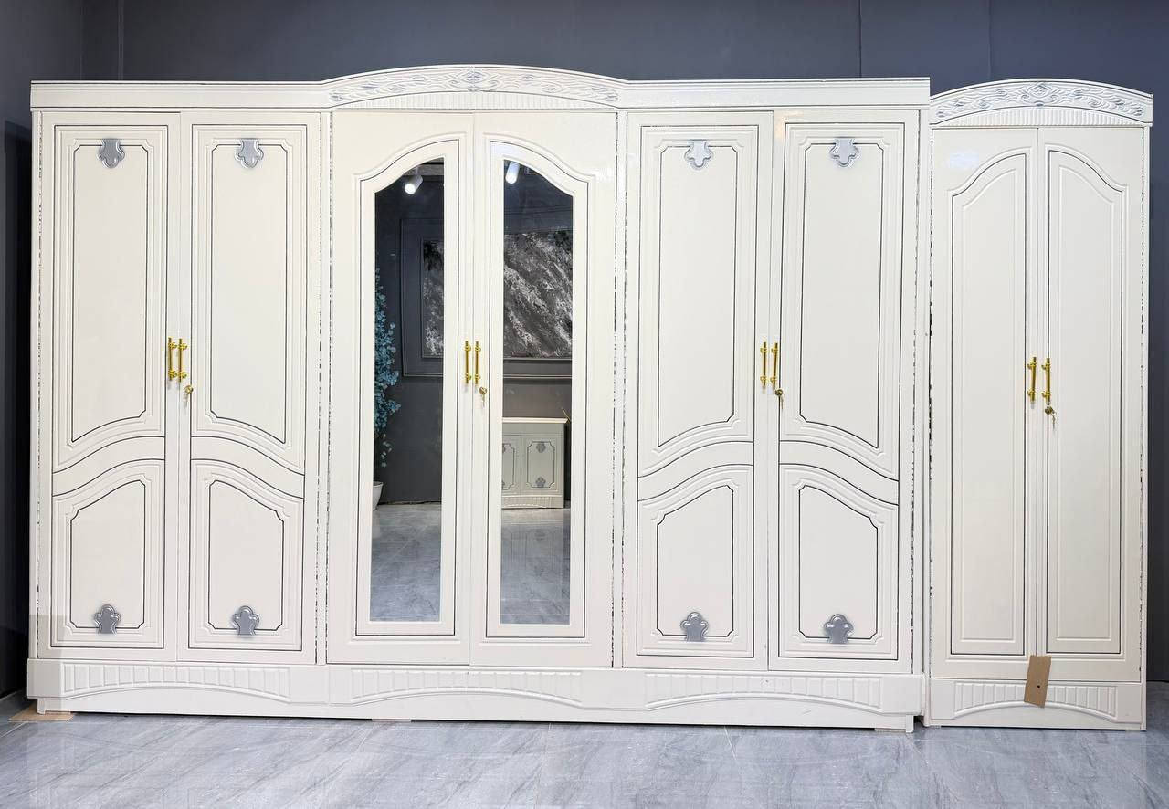 #زبائنا الكرام جبتلكم غرف صاج منقشه تخبل وبسعر مناسب 😍
مليون و 100الف  فقط😍
بيها مجال الزبائنه ☺️يتدلوون 
غرف نجاره عراقيه 💯💯

تتكون من 8  قطع 

عرض الكنتور 3 و20سم

ارتفاع الكنتور 2 و20سم

السرير بلوك ٦ ارجل

طول السرير 200 سم 

عرض السرير 160 سم


**إذا كنت صاحب هذا الإعلان وتريد حذفه لأي سبب، رجاءا أرسل رسالة إلى الدعم الفني**