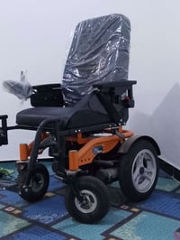 كرسي • مستعمل ١٥ يوم • ناصريه