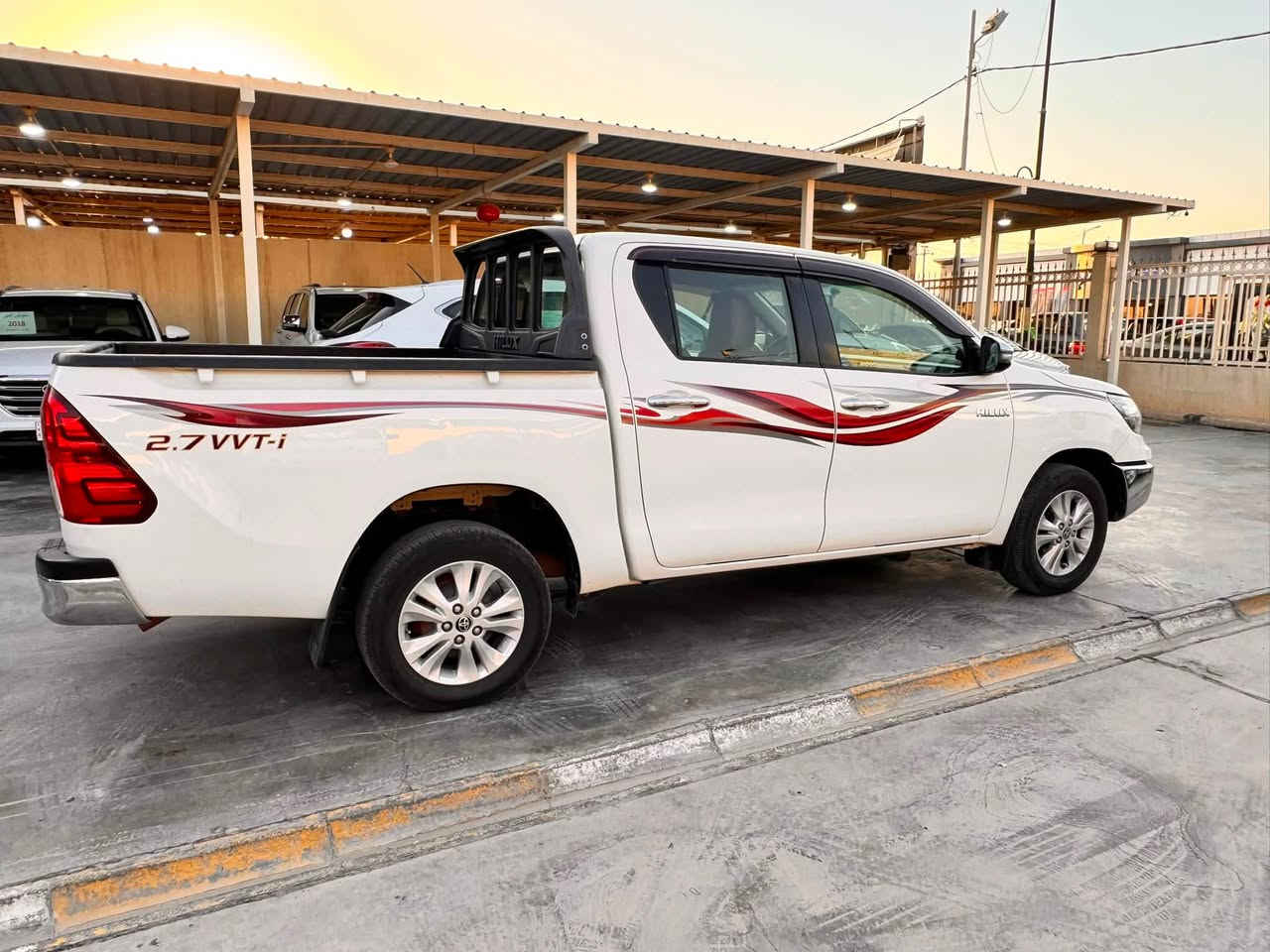 ماشاءالله
بيكم فلاونزه ناصي 
2020
SAS
السيارة كفالة بيها شي بسيط ورة باب السأق شي بسيط الباقي كفالة السيارة فول موصفات هية بعد SAS العنوان واسط الكوت معارض الجديدة الخاجية *********** رقم بصرة

