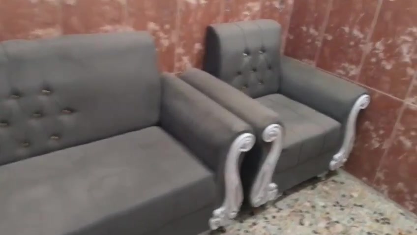 5 مقاعد من ثكيل 90 بلعبيدي ***********
