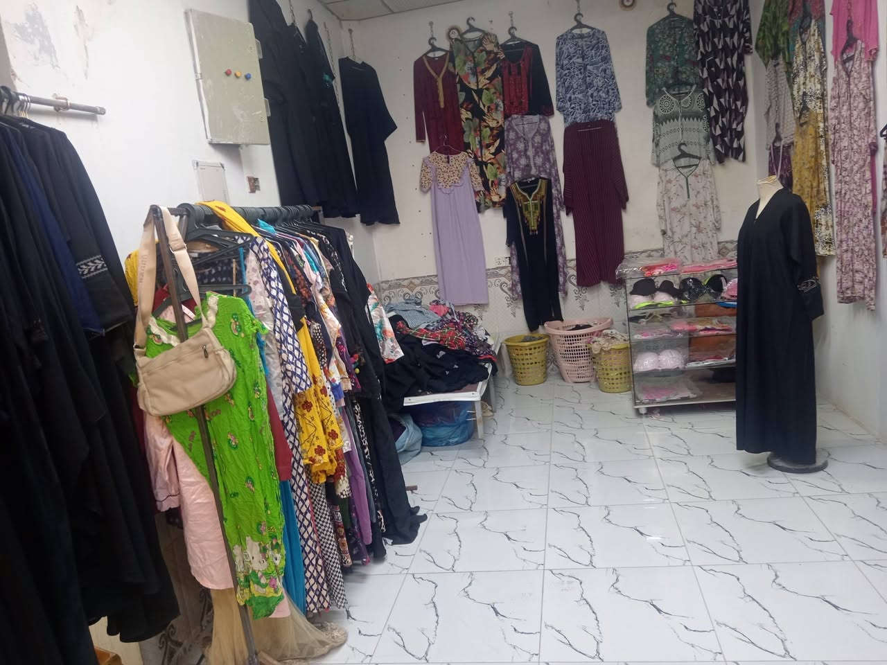 سلام عليكم يتوفر لدي الكثير من لملابس لخليجيه عبي وشلحات دشاديش تراك واكو ملابس باله لعنوان لفلوجه قريه المختار مقابل طالب ابو عمر المختار


**إذا كنت صاحب هذا الإعلان وتريد حذفه لأي سبب، رجاءا أرسل رسالة إلى الدعم الفني**