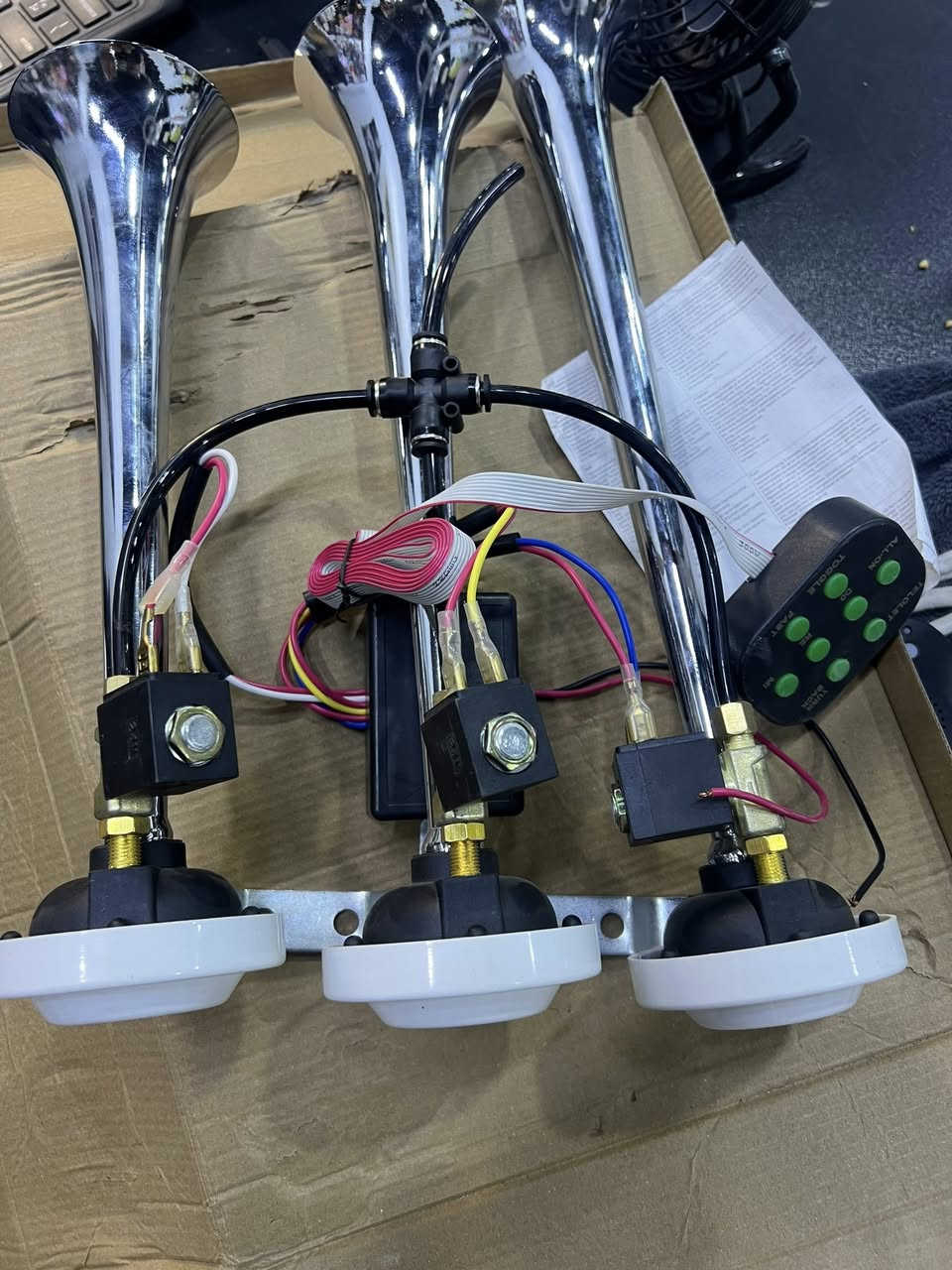 قطعه اتخبل طلعت بل امزون 65معه التوصيل على اول تم للتواصل ***********
