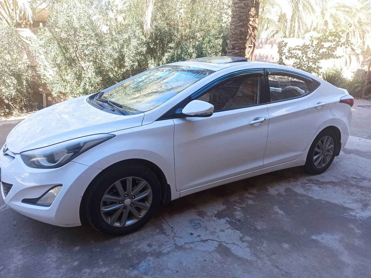 النترا خليجي موديل2014شكل 15كفاله من الصبغ والتبديل رقم كربلاء انكليزي بسمنه مكينه 1800دوش جاهزه مكينه كير حداديه تبريد السعر 130وبيهه مجال بسيط العنوان كربلاء الحسينيه ***********
