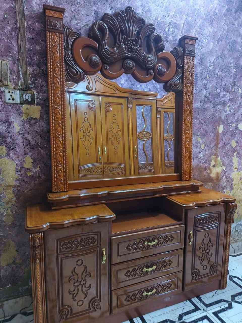 غرفة اخشاب ام السته نجاره تزكام جديده كلش نهايته 650مكان ناصريه ***********
