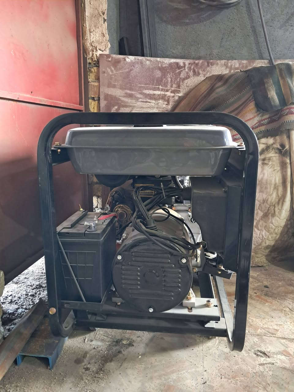 سلام عليكم مولد كاز لبيع 32 انبير
مامستخدم ولا دقيقه 

السعر مليون وبيه مجال قليل 

العنوان الناصريه مدينة الصدر 

الهاتف / ***********
