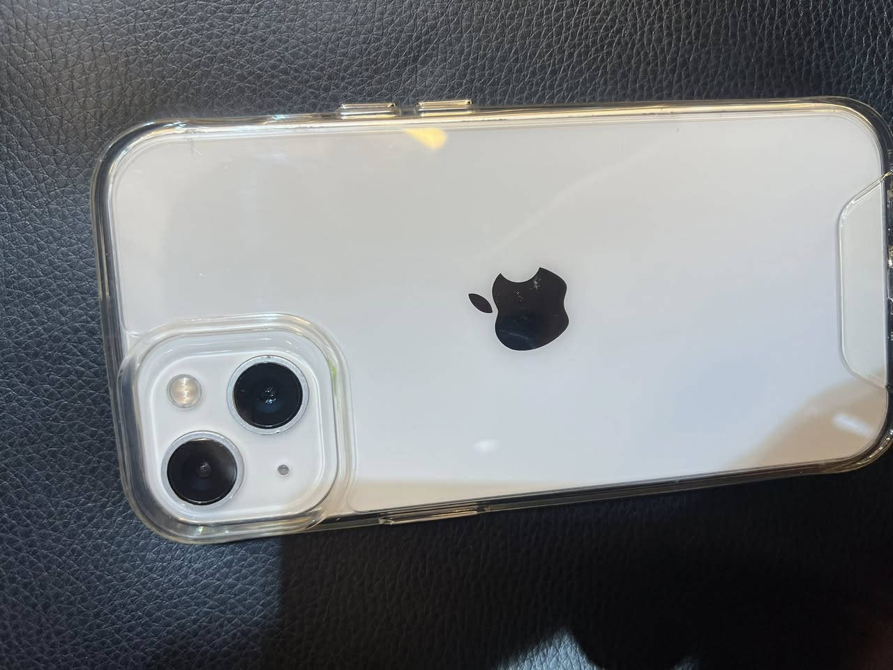 سلام عليكم جهاز 13عادي ذاكره 128بطاريه 75 جهاز على يد وحده نضيف كلش مكان كراده داخل ***********
