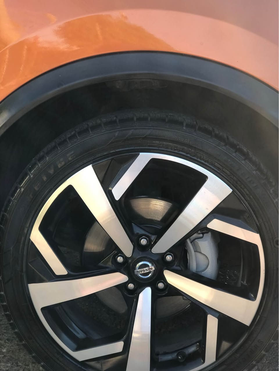 نيسان رؤگ سپؤرت 2021 SL فول مواسفات سئ پارچه ي سبوغه پئش و پشتي كه پسه هه مووشتئكي بيلادي شريكه يه سئ پارچه تشي به خي امريكايه به بئ لئدران رسمي ره قه م شانسينم و ده عمه كه م داناوه گؤرينه وه ش ده كه م ئه گه ر به دلم بيت *********** أربيل, العراق
