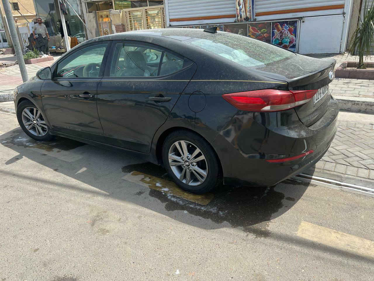 سلام عليكم ورحمه الله وبركاته البيع أنتره مديل 17 بسمي رقم اربيل سنويه هزه جديده بس تحويل فقط تحويل ثاني يوم صدر قبل أقل الشهر بدلته امامي خلفي اي نقص مابيه بس عندي بناء وريد ابيعه الف دينار ماذب عليه حادث بنيد فقد مبدل بدون دواخل كفاله جاملغات صبغ بدون ضربه فقط رايده 110 بيه شي قليل تحياتي الجميع مكاني الشعب ***********
