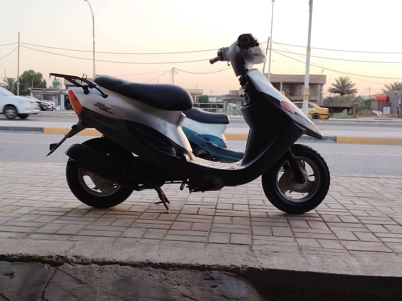 السلام عليكم دراجه نظيفه كل شيء شغال بيها اشاير عالي ناسي سلف هندر دراجه خير من الله السعر500 الشراي يتواصل***********
