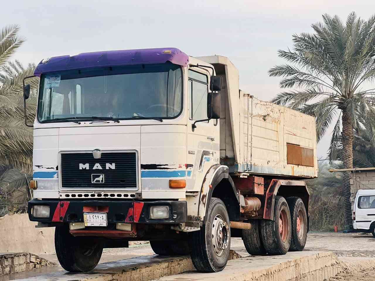 مان مديل ٨٦ رقم ديالى سنويه ٢٨ قلاب بلادي تخم تاير محرك البي٨ محسن كير برميل كير ومحرك البي مجموعة جي اف  وربع شاصي مكفول من صبغ وفطر *********** مكان في كربلاء
