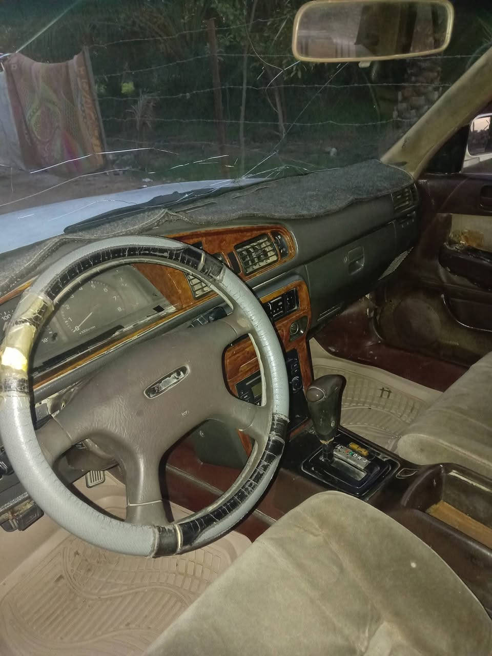 سلام عليكم
كروسيده البيع او مراوس  رقم بغداد مشروع وطني مديل ٩٢ سياره حلوه مال جناي  السعر ٣٨ المكان ديوانيه شاميه
للتواصل   ***********
