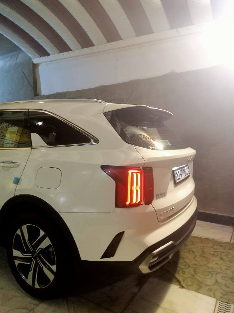 السلام عليكم 
للبيع سورنتو 2023 خليجي كفاله عامه ضربه وصبغ وتبديل وبارد مكينه سته سلندر رقم بغداد دولي  بأسمي فول مواصفات عده البنرامه ماشيه 45
بصمه أبواب وبصمه تشغيل عدد 2 
تشغيل عن بعد 
ويل 19 عدد5
7راكب
3قطع تبريد
لد امامي خلفي
حساسات اماميه خلفيه
اشايربالمري
مري شفط
إشارة ترحيب بالدوسه
كشنات كهرباء
صندوق كهرباء 
اناره داخليه 7الوان
سايد بريك بصمه
شفتات قياده
اربع وضعيات قياده
كامره دواره
اريل نفكيشن
كير ماوس 8نمر
تحكم ستيرن جهتين 
السياره مغلفه ارضيه و كشنات  جلد
السعر 310 وبيه مجال قليل
مكان السياره ناصريه مركز 
للاستفسار *********** //***********
