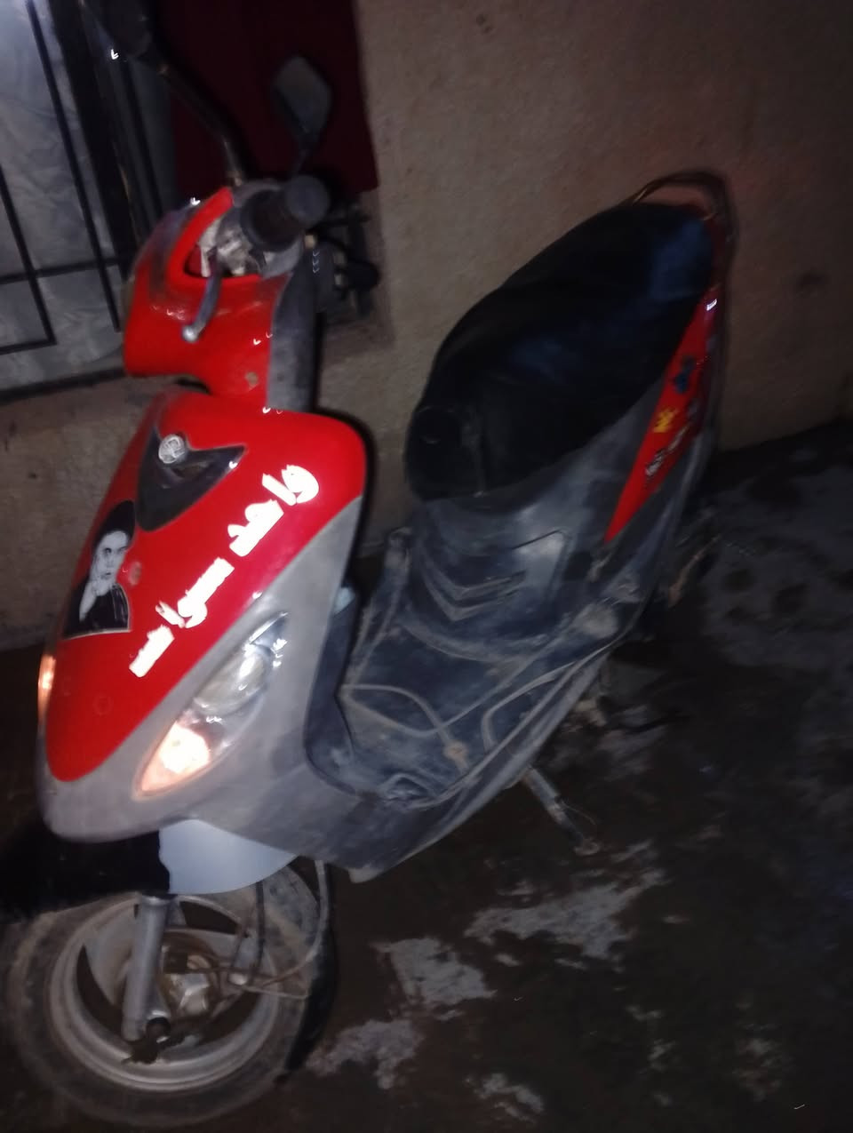 ماكس منغولي دراجه نضيفه كهربأيت كامله شلعه ومعدل فول صالنصه رياضي اف ام المكينه ما مفتوحه ولا برغي  اسعر 450 المكان بغداد البياع شرطه الخامسه للستفسار عله رقم ***********
