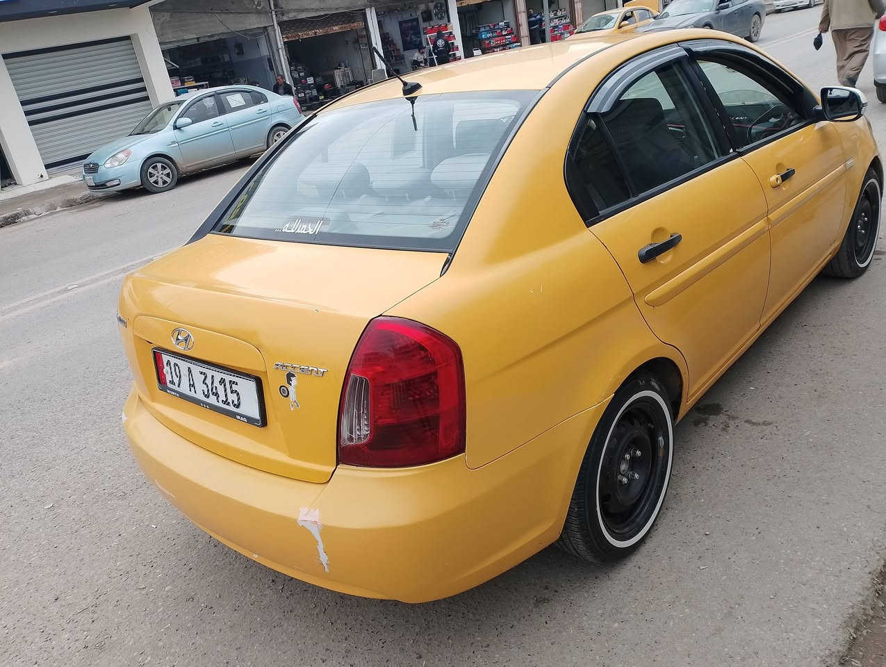 السلام عليكم 👋
اكسنت دبدوب وارد امريكي 🇺🇲 
رقم كربلاء اوربي 🙋 هوه شرعيها 
سنويه 27 هيئه وغرامة صفر 🚦 شرط التحويل 👋
كاربون بانزين ⛽ 
محرك 16 محرك وكير شرط 👋 
طخم تاير امامي خلفي جديد 👋 
تبريد ثلج 🥶 تدفئة 
📢 ظررها جاملغين تبديل وبيها شويا بلشاصي 👋
🛑#السعر 88$💸 وبيها مجال 
#العنوان #الموصل #موصل_الجديده قرب جامع الايقظه شارع البطاريات 
🛑 1️⃣ اوقات العمل🕰️الاتصال من الساعه التاسعه صباحا الى الساعه العاشره ليلا🛑
🛑2️⃣بلتلفون قفل ماكو تعال ودفع سعر اليعجبك 🛑
#مكتب_ارض_السلام #لبيع_وشراء_السيارات 
🛑 #باداره/ سلام الراشدي 
***********📱كورك 📞
***********📱اسيا📞
