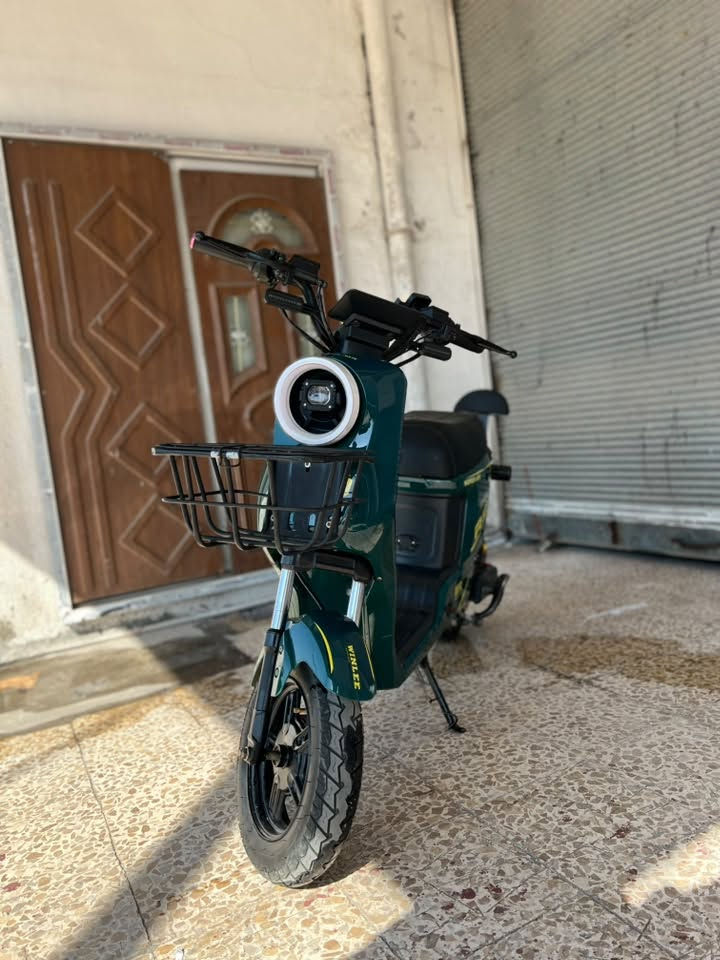 R9ونلي
للبيع 
دبل سويج
بصمه
كارت تشغيل 
ام بي ثري
الدراجه نضيفه 
5 باتري 20 امبير 
العنوان موصل حدباء
***********
