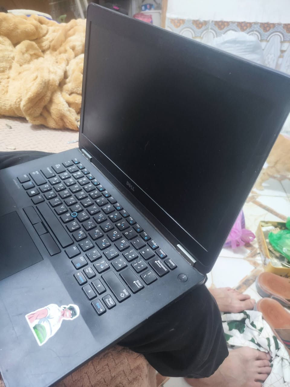 لابتوب ديل 
اسمها latitude E7470
ذاكرة 8 غيغا 
معالج intel(r) i5-6300U cpu 2.40ghz
مساحة التخزين 238 غيغا 
وندوز 10 pro 
سعرها 245 الف وبيها مجال
مكاني نجف حي النداء شارع جامعة الكفيل مقابيل اسواق ابن عنوز 
***********

