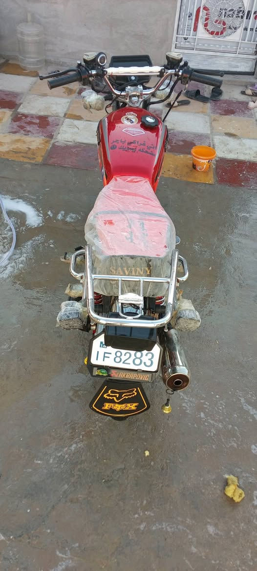 السلام عليكم دراجه سيفان موديل 24 اوراق اصولي الدراجه مناقصة اي شي دراجه كامله كهربايئة كله شغاله + تشغيل عن بعد + وبصمتين مو بصمه وحده مكان بابل شارع 80 الشراي بي خير ويدلل بخدمتكم هاذ رقمي *********** تحياتي للجميع
