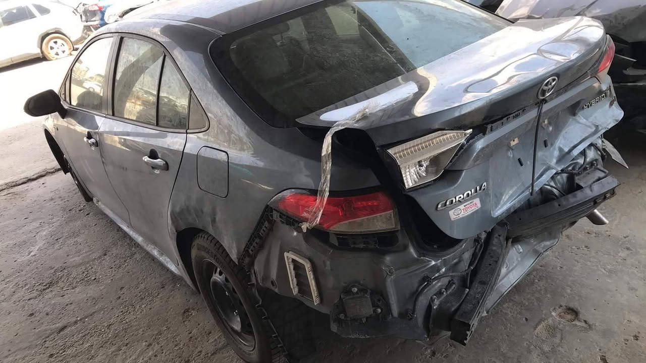 كورلا هايبرد ٢٠٢٠ امريكي حادث قبق جنطه فقط لون بحري سياره نظيفه باسمي رقم بغداد  مكاني اعظميه
***********  السعر ١٤٤ فول مواصفات عدا الفتحه
