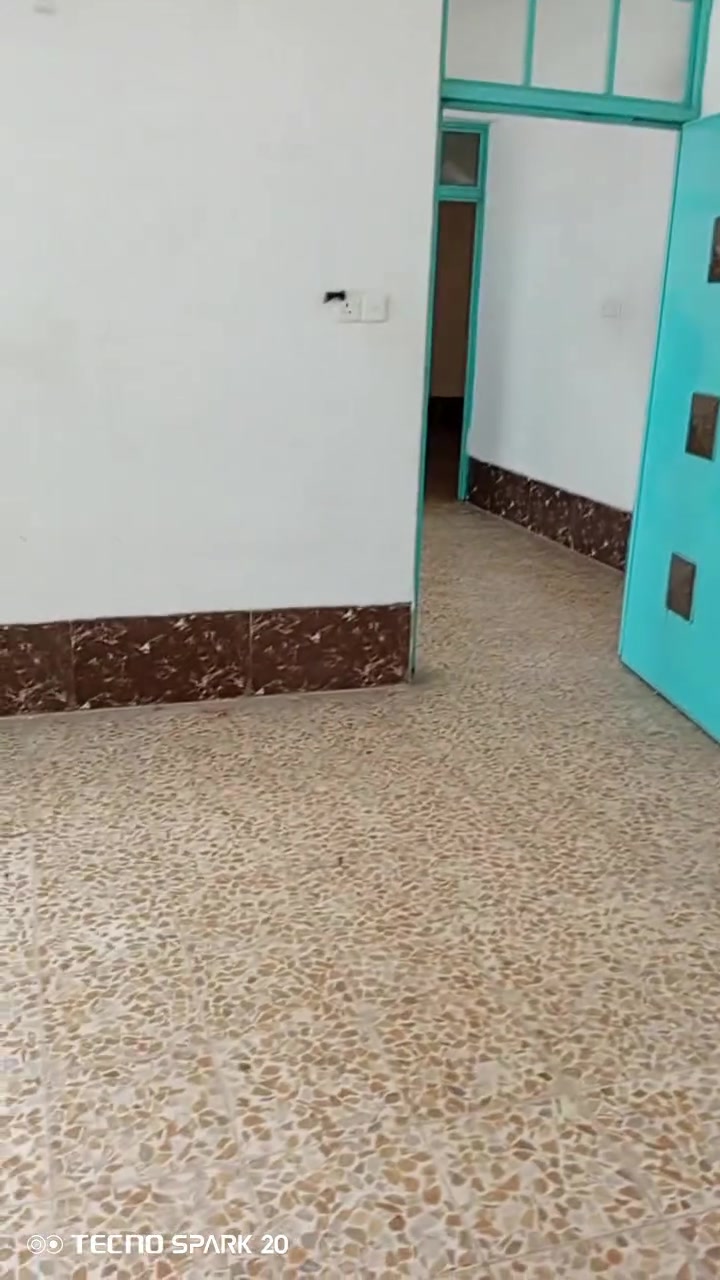 شقه للايجار 
العنوان القوسيات 
لتواصل ***********
