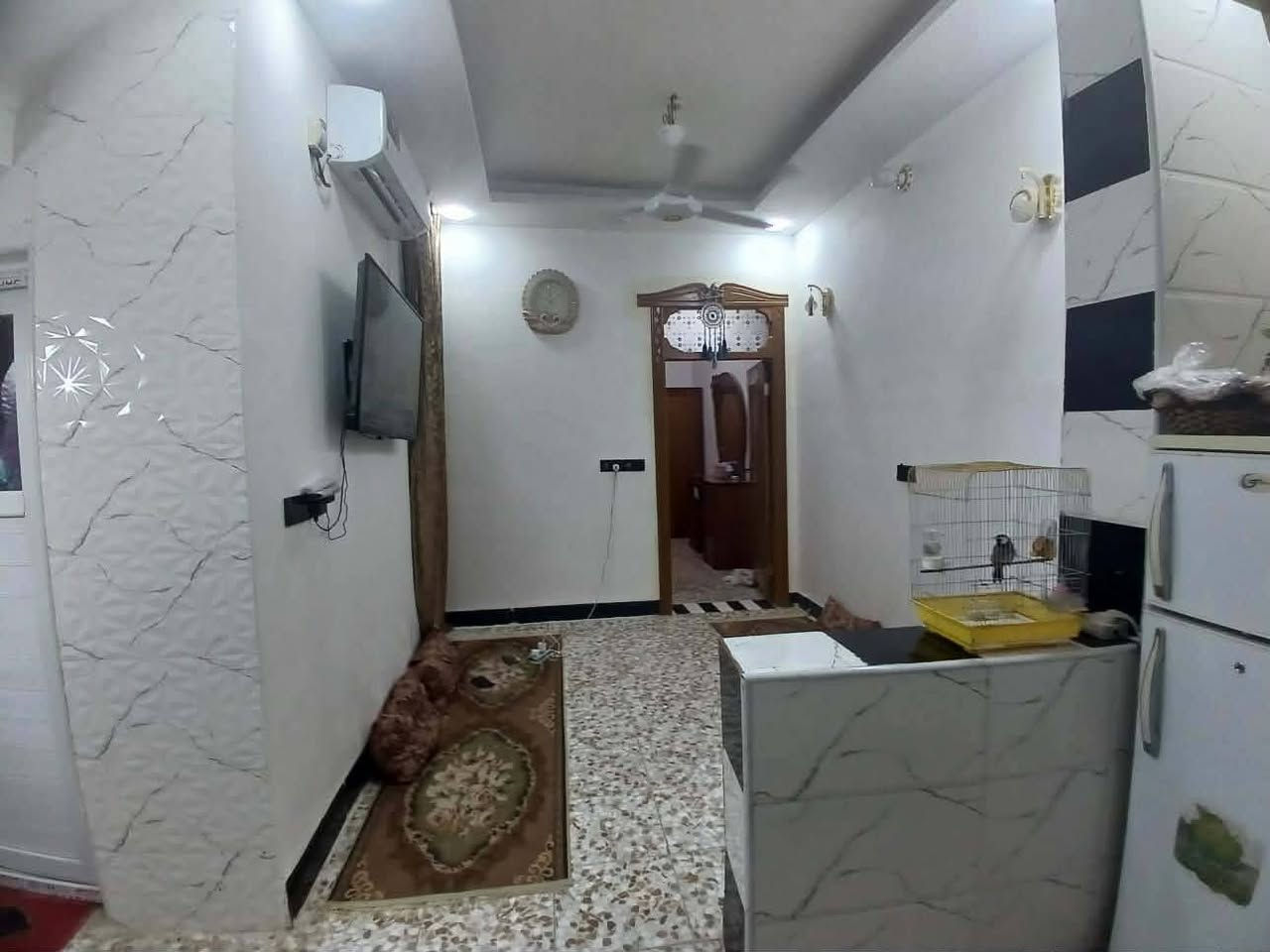 بيت للبيع 50متر،جديد غرفه صاله مطبخ تخاريج مطحنه ملحق قريه الغدير عمود ٣١٧ السعر20 مع مجال  تواصل وتساب فقط ***********

